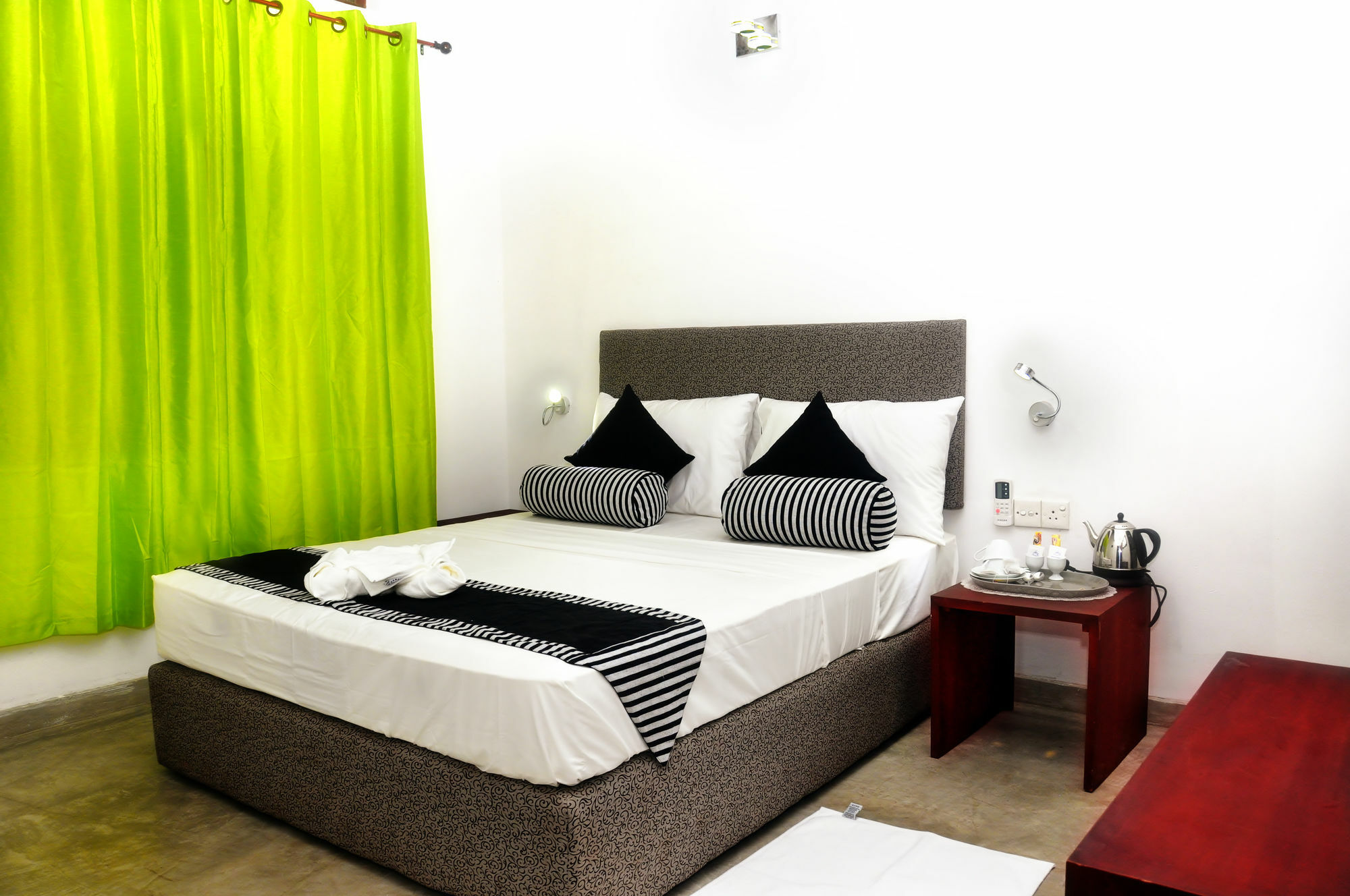 Aaranya Residence Канди Экстерьер фото