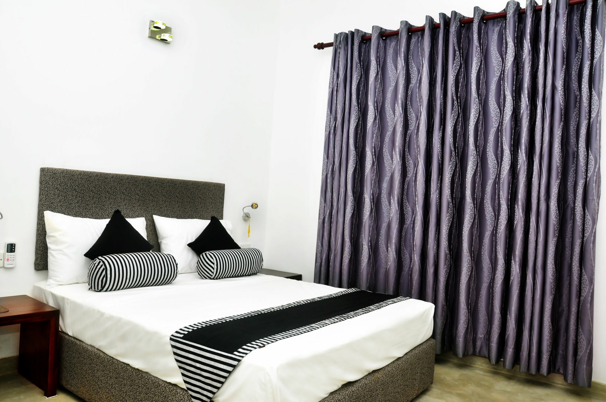 Aaranya Residence Канди Экстерьер фото